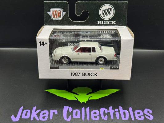 M2 Machines Auto-Thentics 1987 Buick Regal Limited R88 24-42